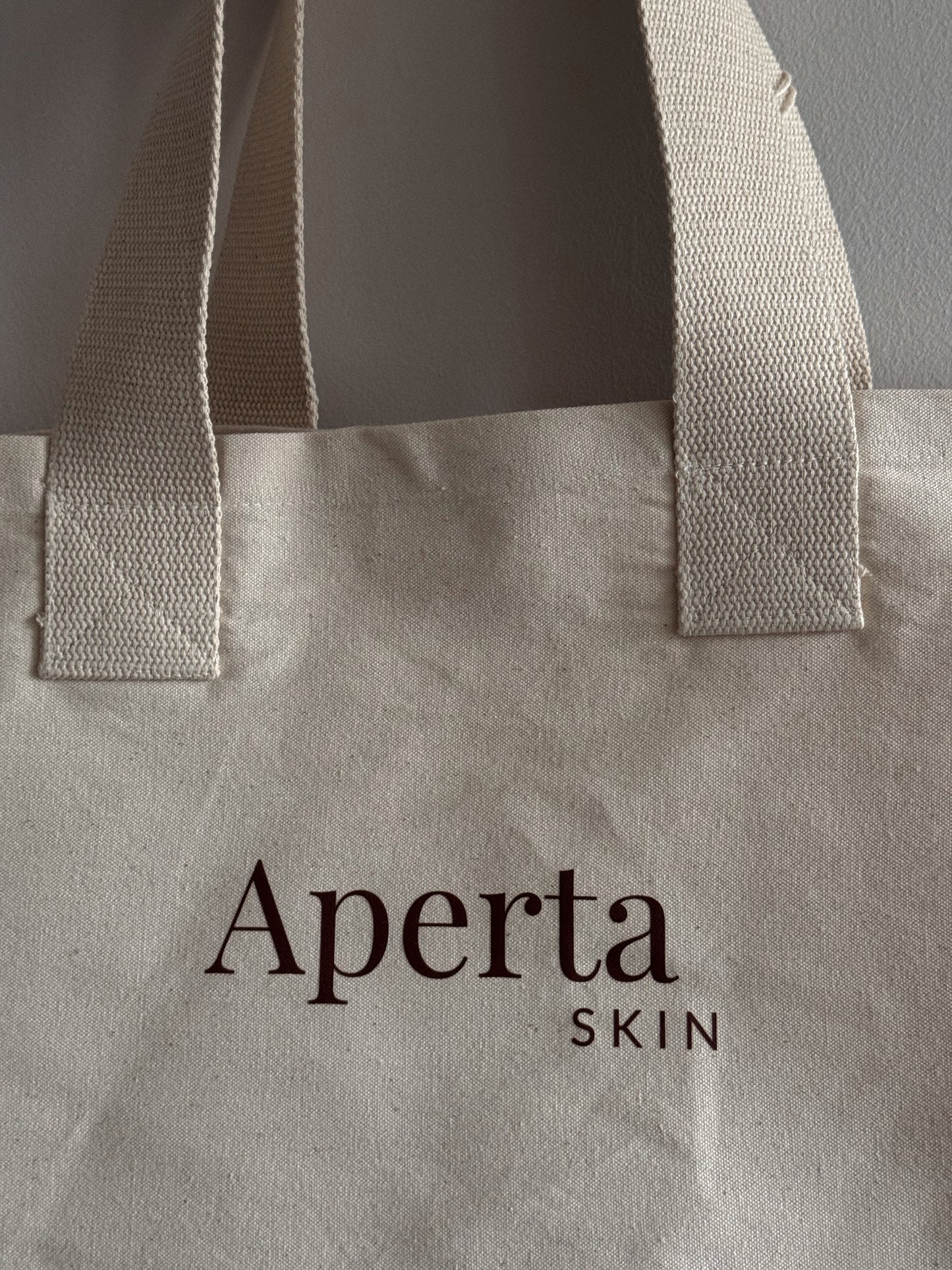 Aperta Tote Bag